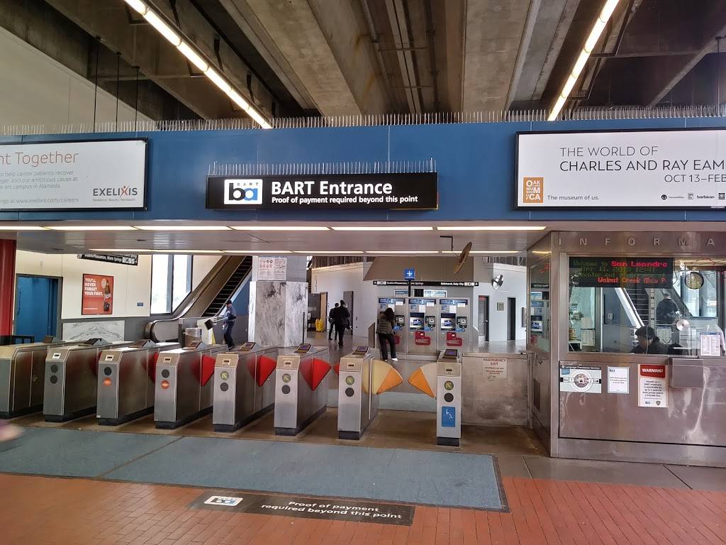 Papa Urbs Grill Stockton | restaurant | 331 E Weber Ave, Stockton, CA 95202, USA | 2092278144 OR +1 209-227-8144