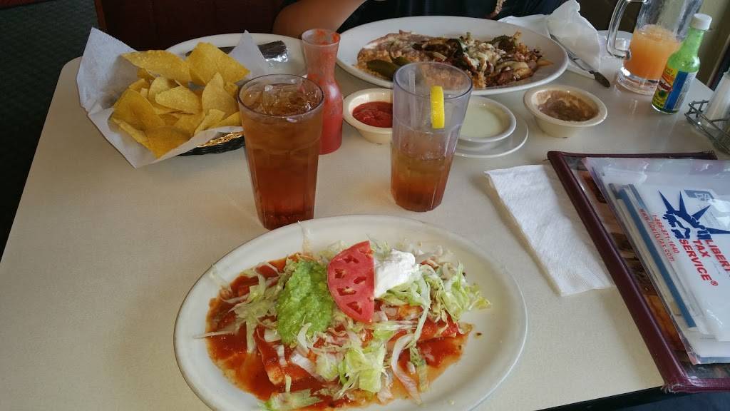 La Finca | restaurant | 1722 E Main St, Easley, SC 29640, USA | 8648557141 OR +1 864-855-7141