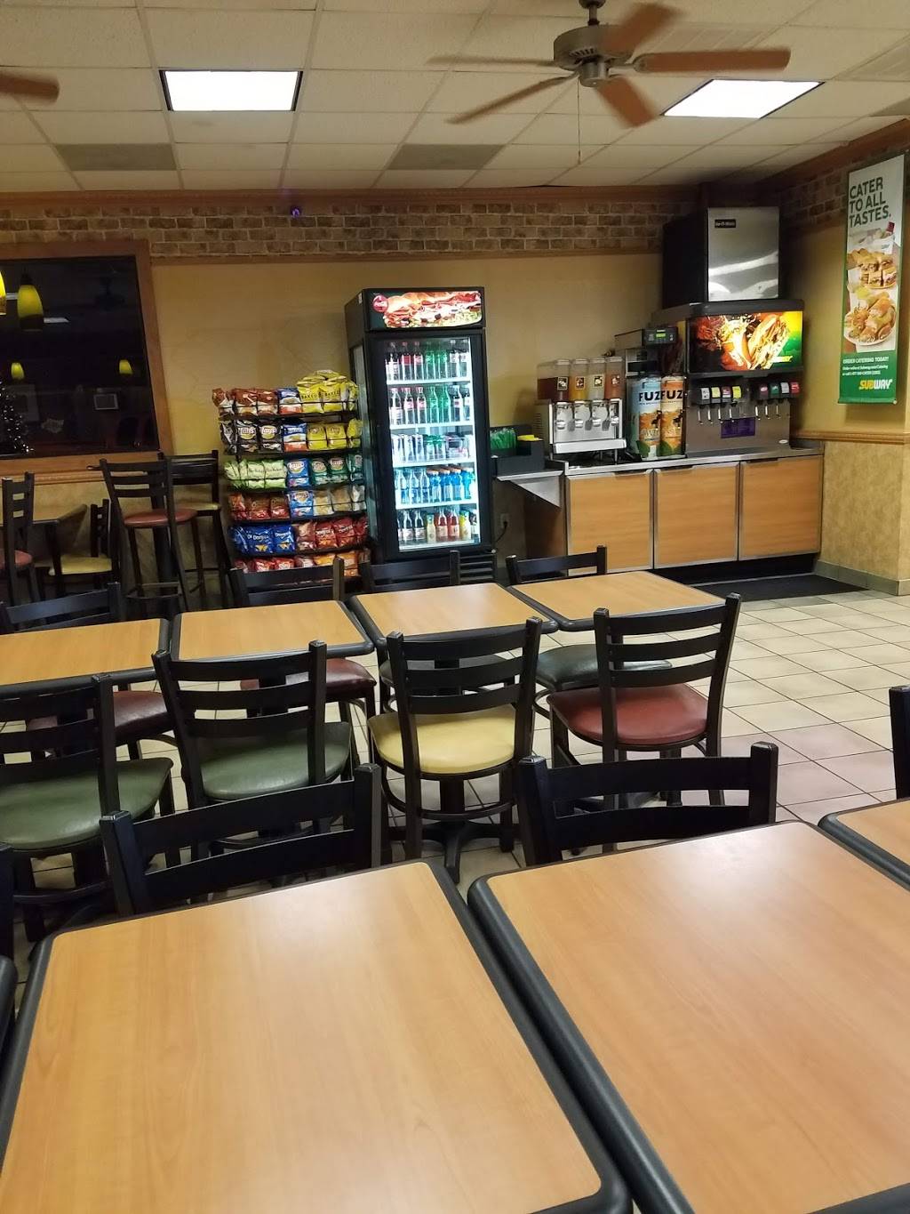 Subway | restaurant | 80 Gin Site Road, Caledonia, MS 39740, USA | 6628550057 OR +1 662-855-0057