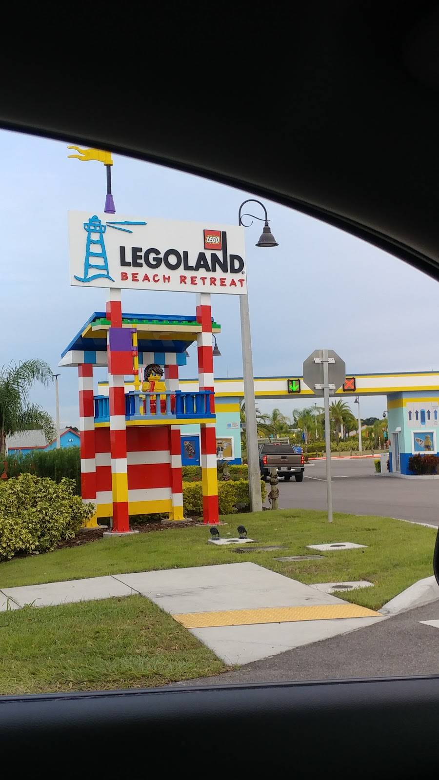 Sandys Castle Restaurant at The Beach Retreat | restaurant | 100 Legoland Way, Winter Haven, FL 33884, USA | 8632018303 OR +1 863-201-8303