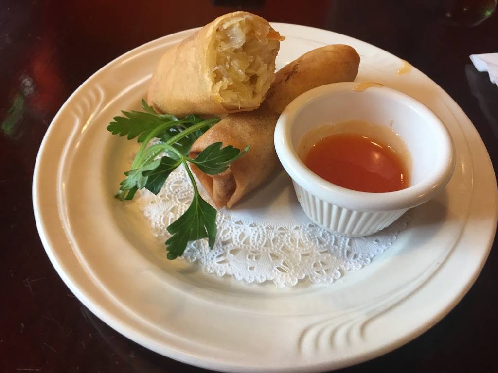 Aroy Thai Restaurant | restaurant | 4511 College Ave, College Park, MD 20740, USA | 3018645550 OR +1 301-864-5550