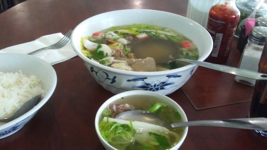 Chino Fast Food | restaurant | 12313 Bellaire Blvd, Houston, TX 77072, USA | 2815683838 OR +1 281-568-3838