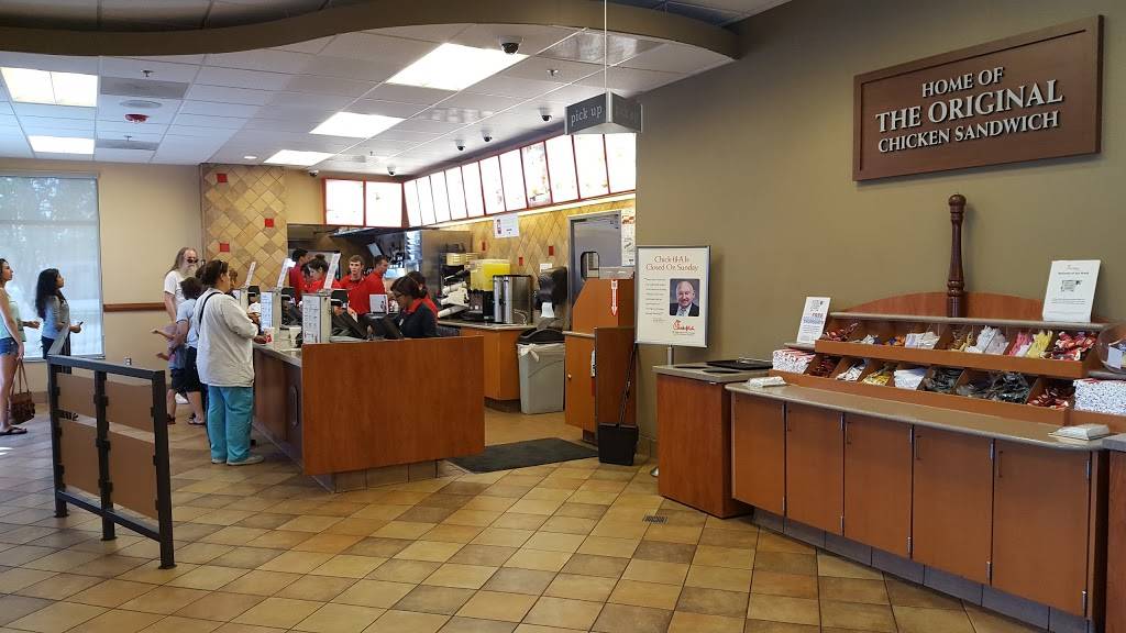 Chick-fil-A | restaurant | 5260 Stockdale Hwy, Bakersfield, CA 93309, USA | 6613275260 OR +1 661-327-5260