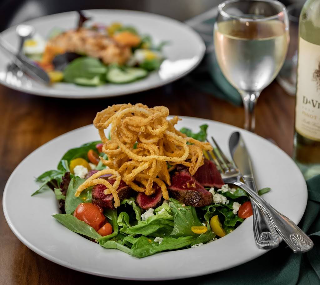 Finn’s Irish Restaurant & Tavern | restaurant | 9000 Kingston Pike, Knoxville, TN 37923, USA | 8653570894 OR +1 865-357-0894