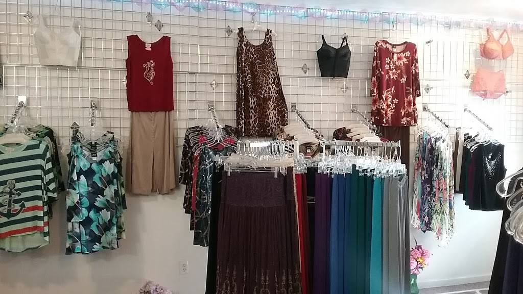 Absolute Perfection Bra-Tique | restaurant | 839 Lee-Grant Ave, Appomattox, VA 24522, USA | 4343520233 OR +1 434-352-0233