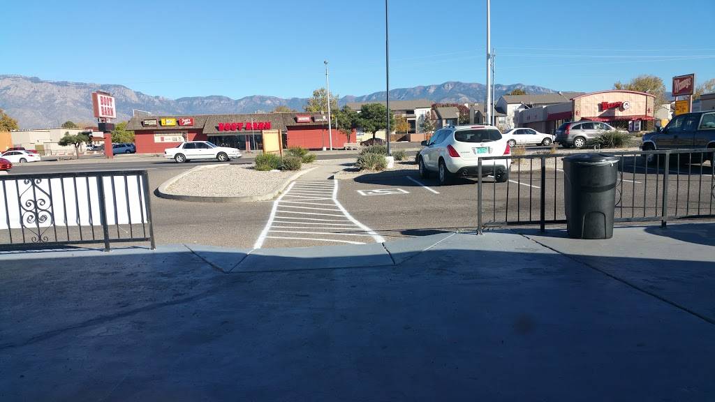 Bobs Burgers | restaurant | 6101 San Mateo Blvd NE, Albuquerque, NM 87109, USA | 5058833767 OR +1 505-883-3767