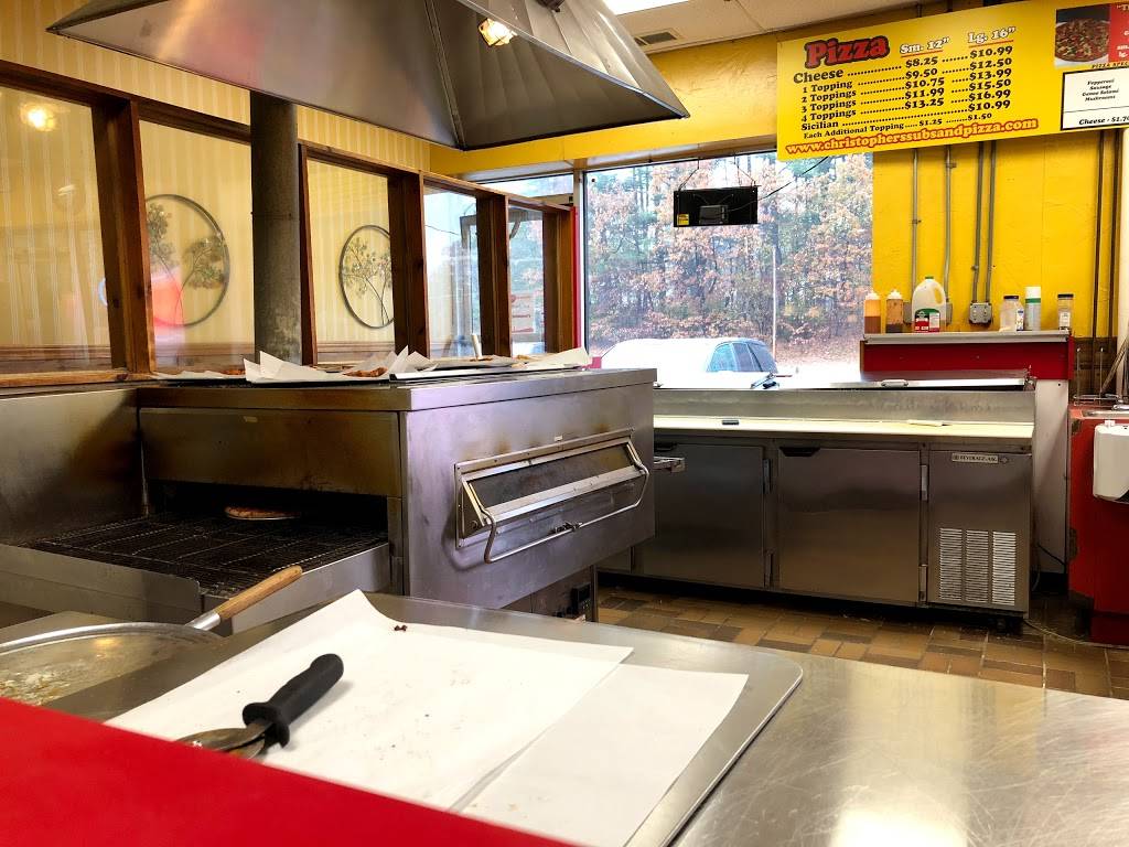 Christophers Subs & Pizza | restaurant | 264 Main Dunstable Rd, Nashua, NH 03062, USA | 6038832362 OR +1 603-883-2362