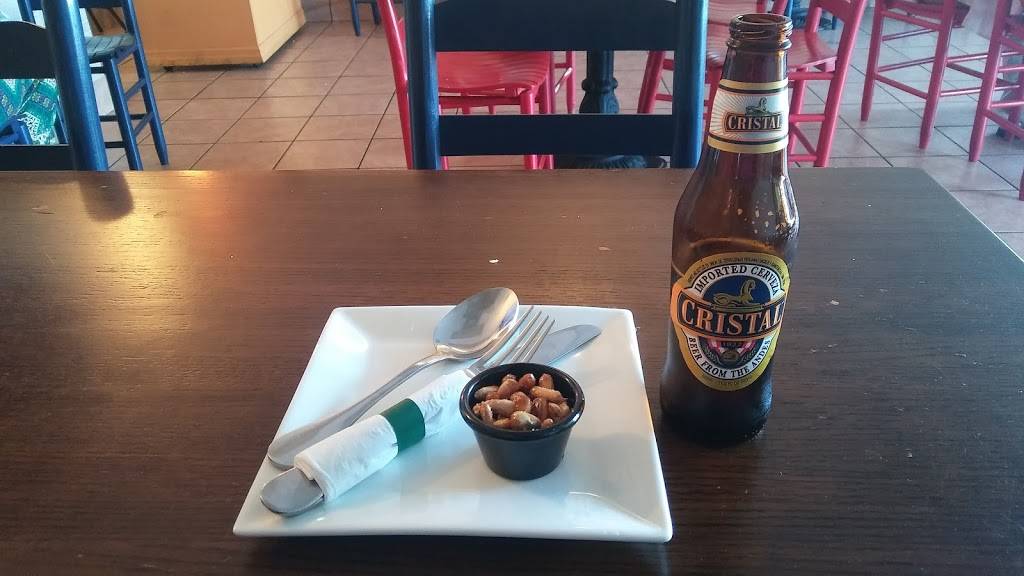 Los Kausitas Restaurant | restaurant | 112 N 46th Ave, Hollywood, FL 33021, USA | 9545057356 OR +1 954-505-7356