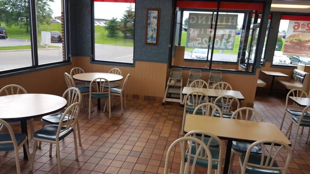 Burger King | restaurant | 2500 Crossing Cir, Traverse City, MI 49684, USA | 2319327987 OR +1 231-932-7987