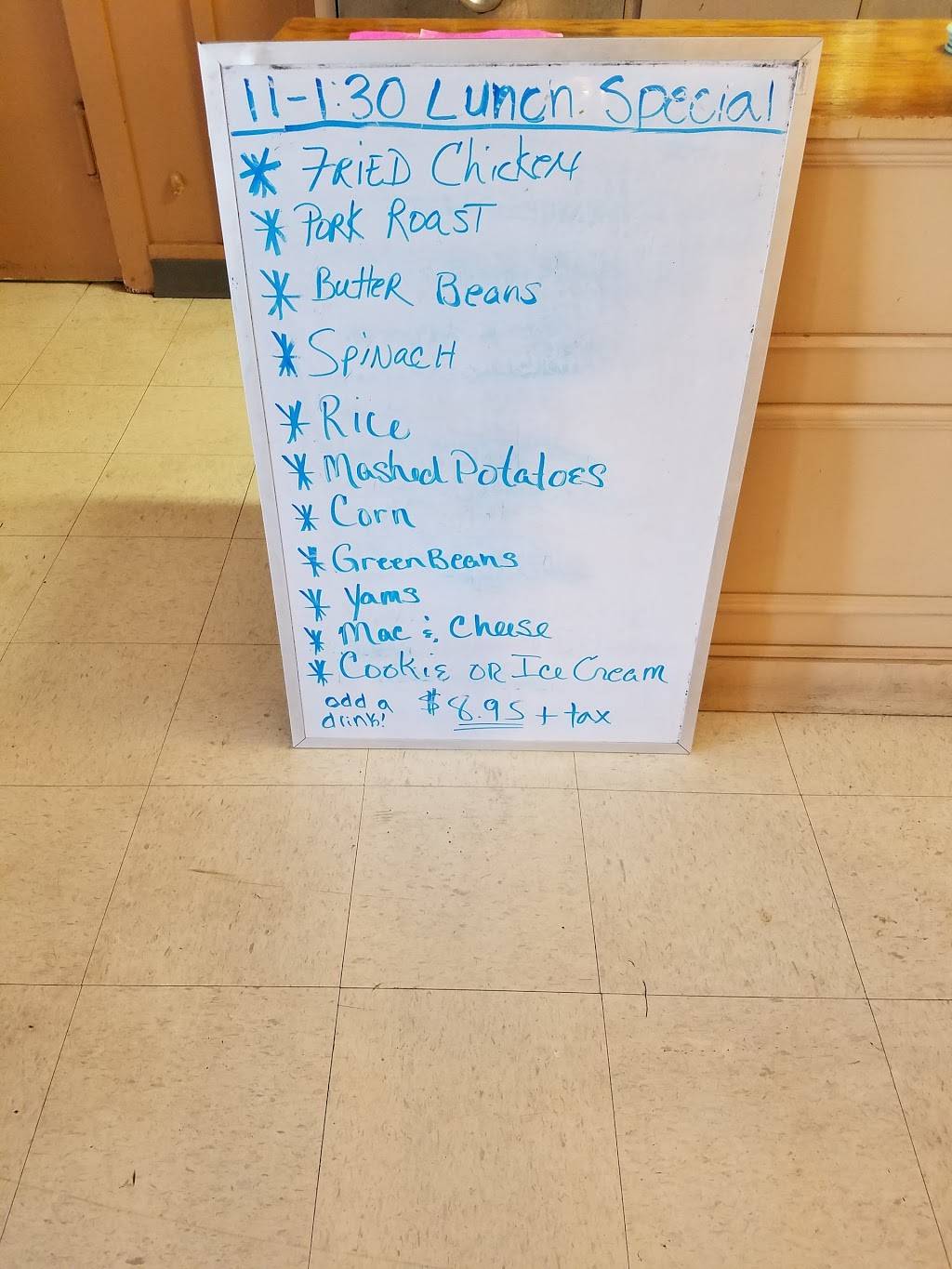 Diamond S Diner | restaurant | 190 US-90, China, TX 77613, USA | 4097523030 OR +1 409-752-3030