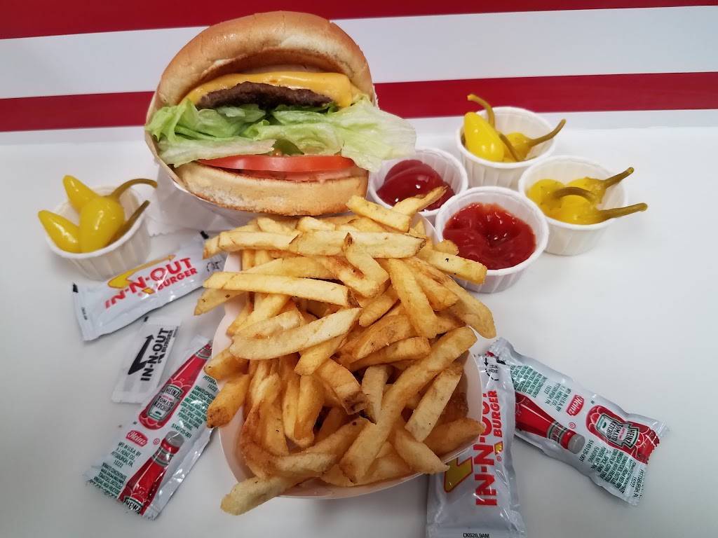 In-N-Out Burger | restaurant | 27380 La Paz Rd, Laguna Niguel, CA 92677, USA | 8007861000 OR +1 800-786-1000