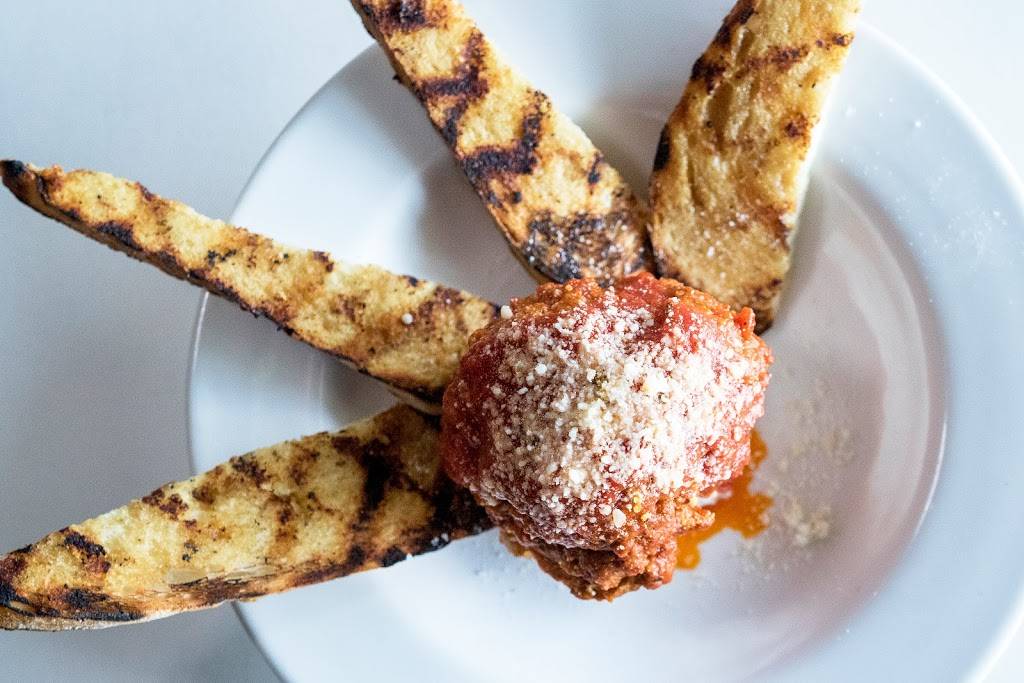 Bellinis Italian Eatery - Slingerlands | meal takeaway | 1365 New Scotland Rd, Slingerlands, NY 12159, USA | 5184396022 OR +1 518-439-6022