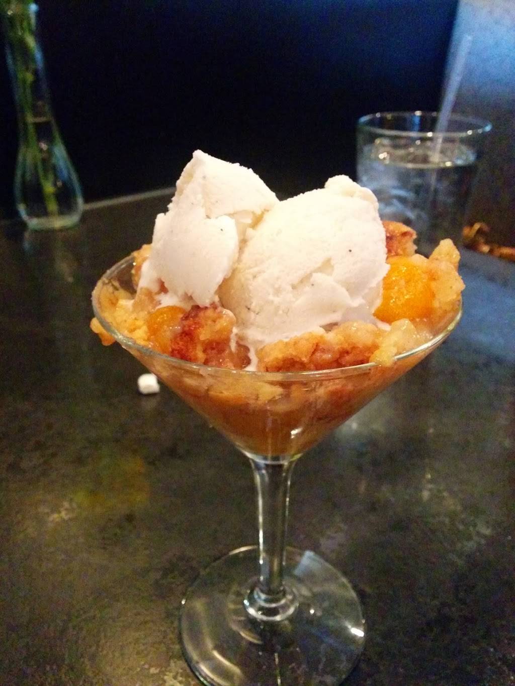 Michigo Pizza | restaurant | 255 W Nine Mile Rd, Ferndale, MI 48220, USA | 2484396195 OR +1 248-439-6195