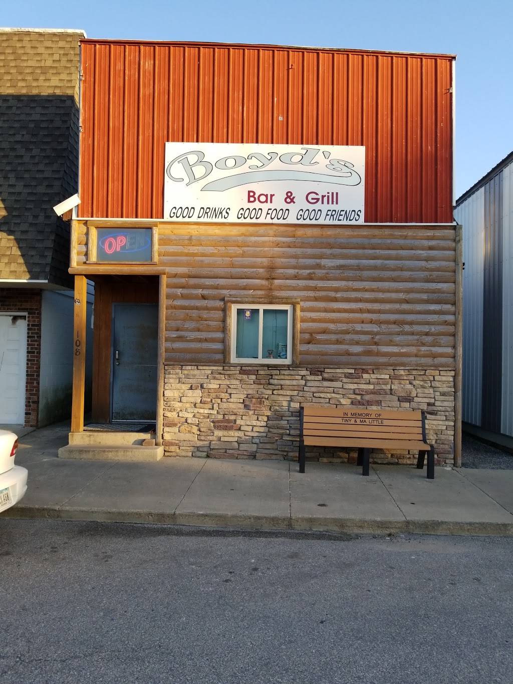 Boyds Bar Catering | restaurant | 108 Main St E, Fairbank, IA 50629, USA | 3196350048 OR +1 319-635-0048