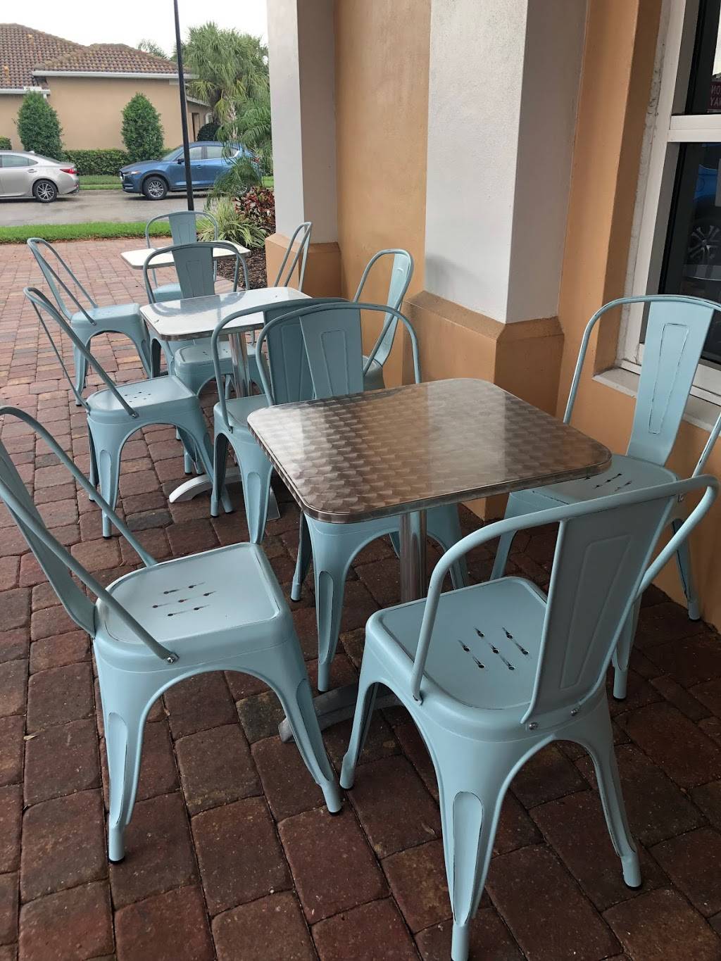 Sweeties at Verona Walk | cafe | 8090 Sorrento Ln #2, Naples, FL 34114, USA | 2393085903 OR +1 239-308-5903