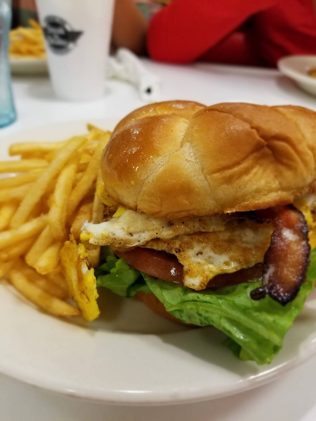 Steak n Shake | restaurant | 12163 S Apopka Vineland Rd, Orlando, FL 32836, USA | 4072389550 OR +1 407-238-9550