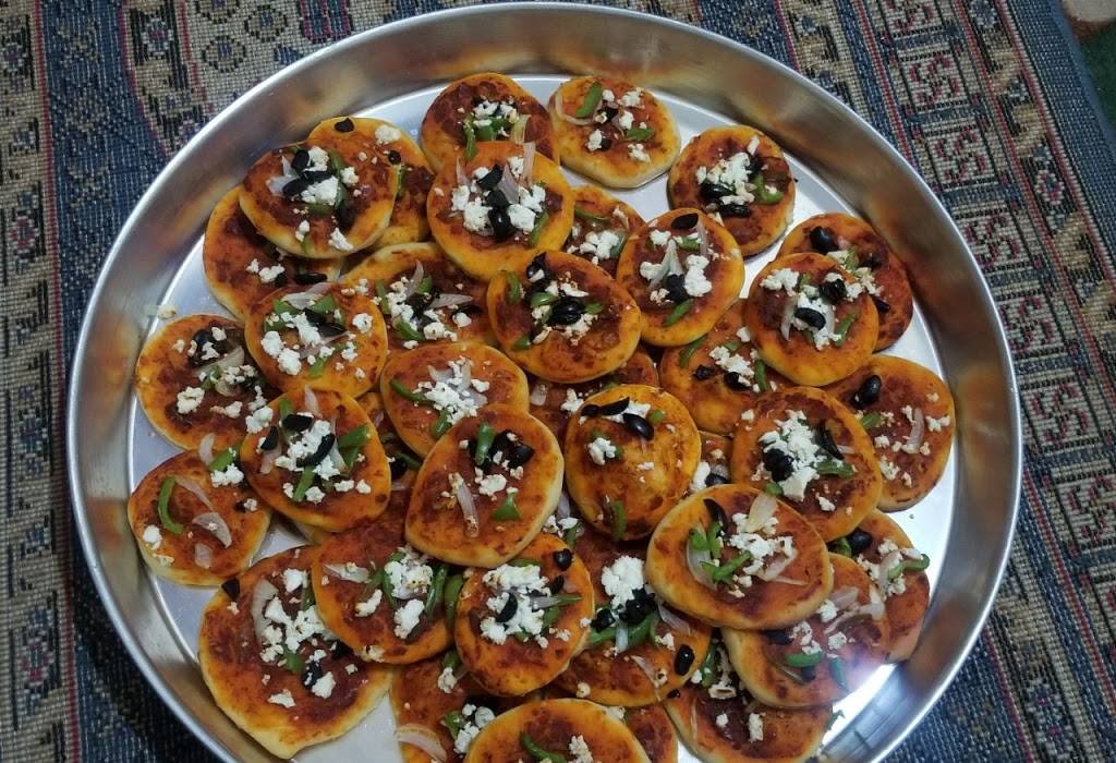 Dominos Pizza | meal delivery | 153 E 116th St, New York, NY 10029, USA | 2128311024 OR +1 212-831-1024