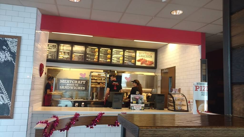 Arbys | restaurant | 7967 N Alger Rd, Alma, MI 48801, USA | 9894665850 OR +1 989-466-5850