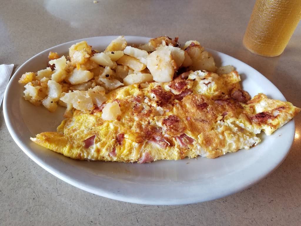 Wehrle Restaurant | restaurant | 29 Wehrle Dr, Buffalo, NY 14225, USA | 7168370050 OR +1 716-837-0050