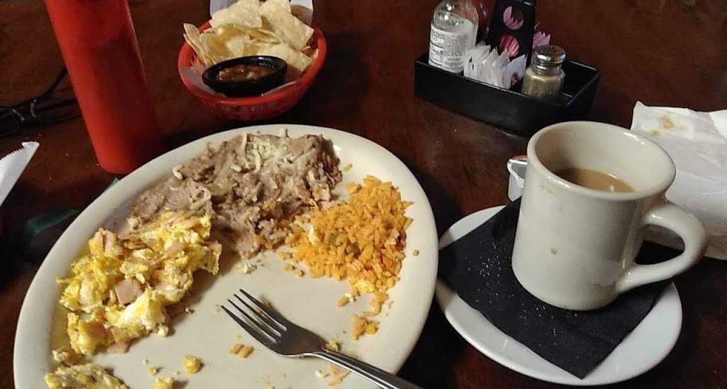 Mi Lupita Restaurant | restaurant | 3333 W Davis St, Dallas, TX 75211, USA | 4692480553 OR +1 469-248-0553