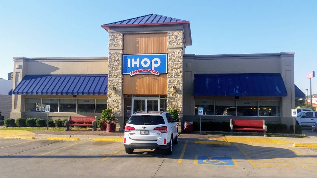 IHOP | restaurant | 3860 NE Loop 820, Fort Worth, TX 76137, USA | 8178380022 OR +1 817-838-0022