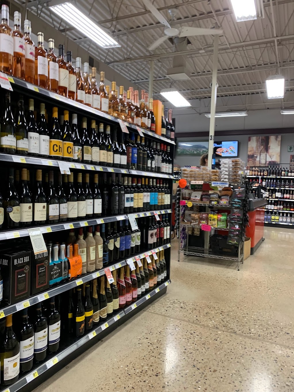 D&D Finer Foods | restaurant | 825 Noyes St, Evanston, IL 60201, USA | 8474754344 OR +1 847-475-4344