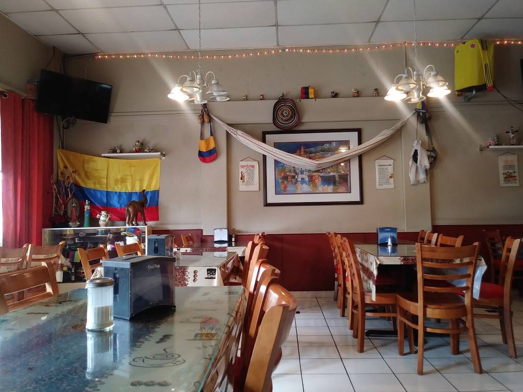 Glorias Colombian Restaurant | restaurant | 8420 State St, South Gate, CA 90280, USA | 3235691345 OR +1 323-569-1345