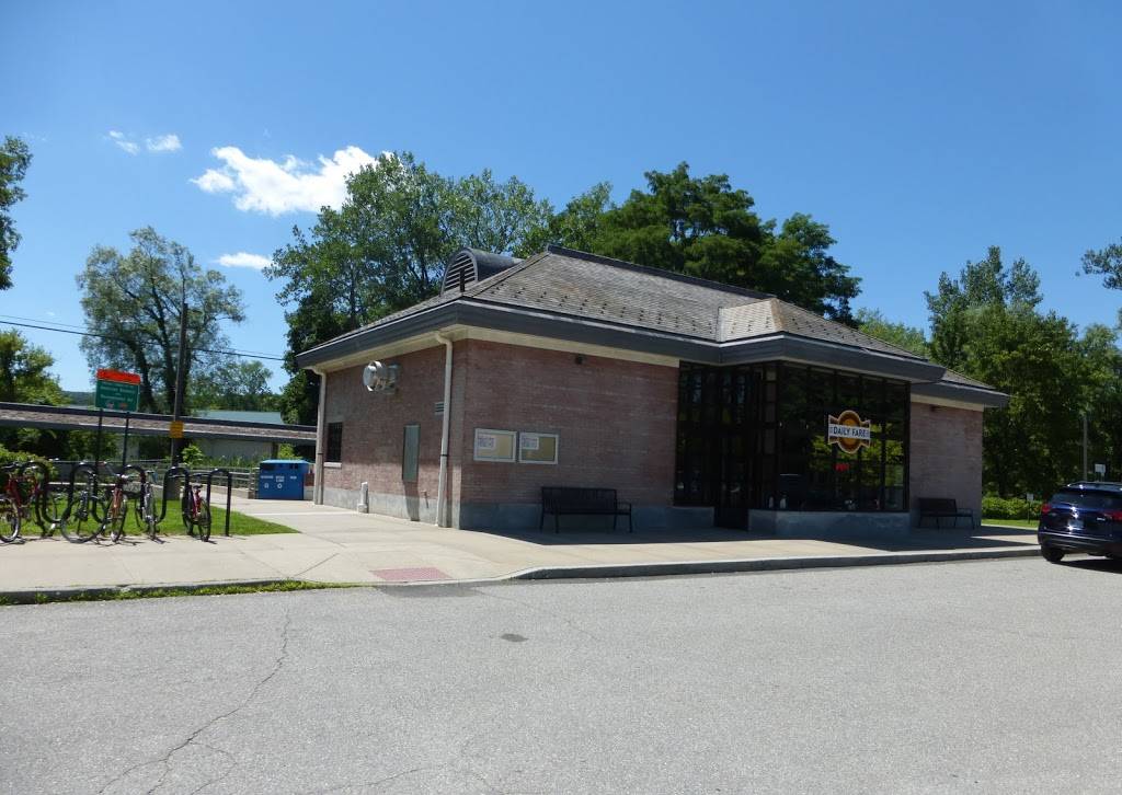 Daily Fare | bakery | 13 Durant Ave, Bethel, CT 06801, USA | 2037437300 OR +1 203-743-7300