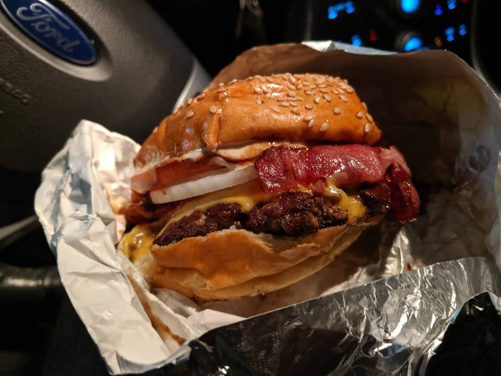 Burger Factory Milton | restaurant | 265 Main St E, Milton, ON L9T 1P1, Canada | 9058789898 OR +1 905-878-9898