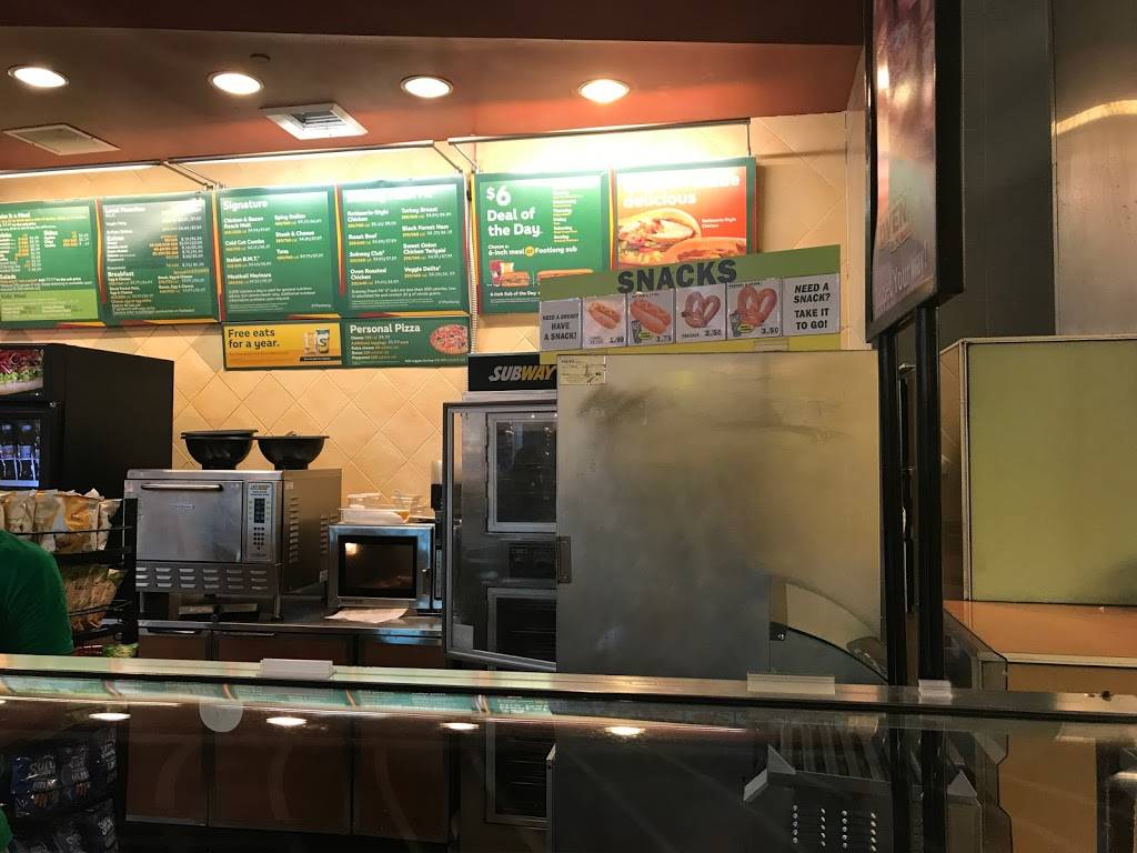 Subway Restaurants | restaurant | Mall, 500 W Germantown Pike Unit #1035, Plymouth Meeting, PA 19462, USA | 6108348216 OR +1 610-834-8216