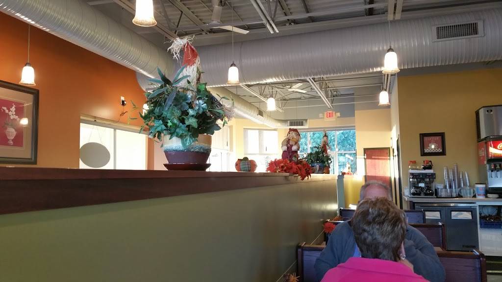 The Crossings Restaurant | restaurant | N20W22951 Watertown Rd, Waukesha, WI 53186, USA | 2625132008 OR +1 262-513-2008