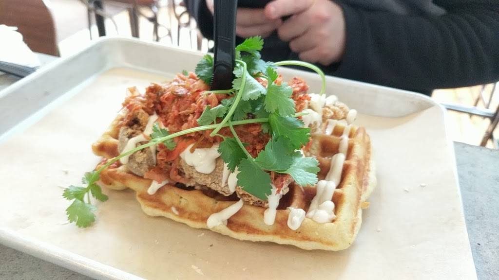 F.L.X. Fry Bird | restaurant | 18 Linden St, Geneva, NY 14456, USA | 3157891613 OR +1 315-789-1613