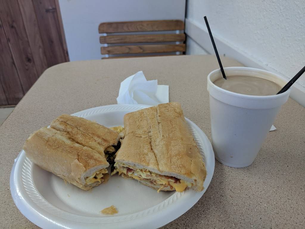 Perera Cuban Cafe | restaurant | 5772 54th Ave N, Kenneth City, FL 33709, USA | 7275412037 OR +1 727-541-2037