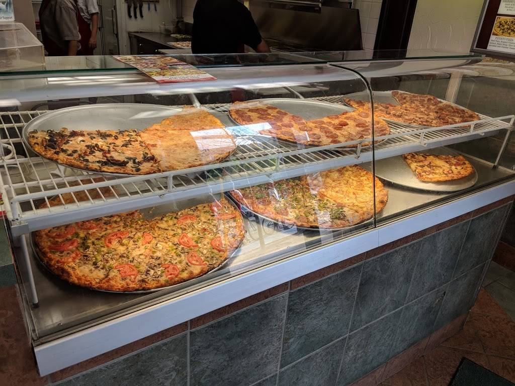 Mammas Pizza | restaurant | 249 Queens Quay W, Toronto, ON M5J 2N5, Canada | 4165951115 OR +1 416-595-1115