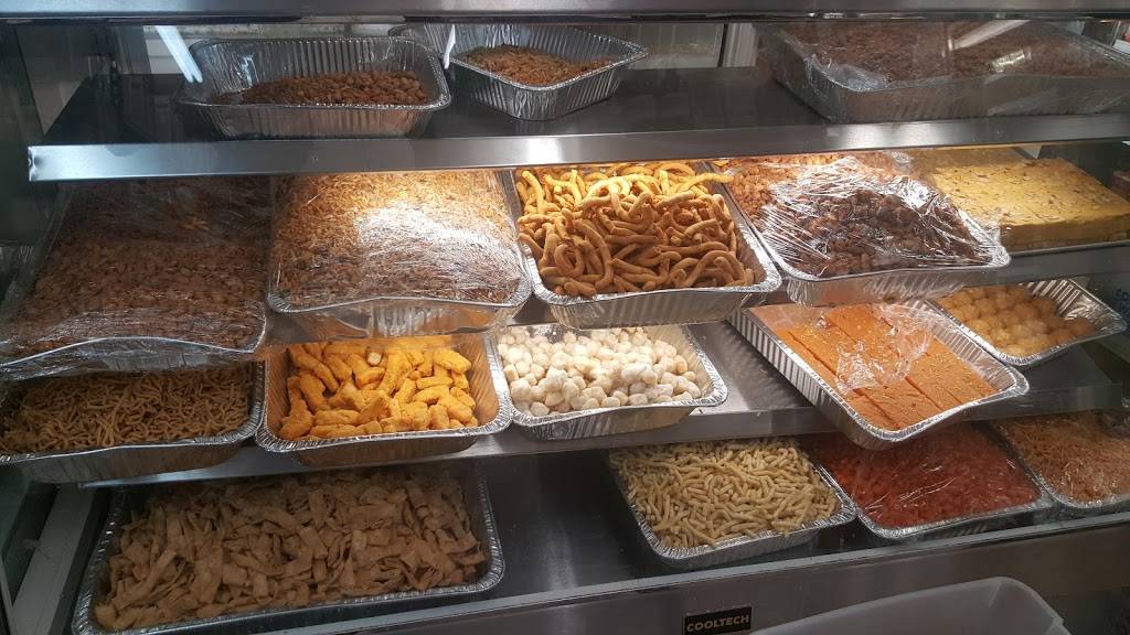 Apna Bazar | restaurant | 5627 E Kings Canyon Rd, Fresno, CA 93727, USA | 5594541230 OR +1 559-454-1230