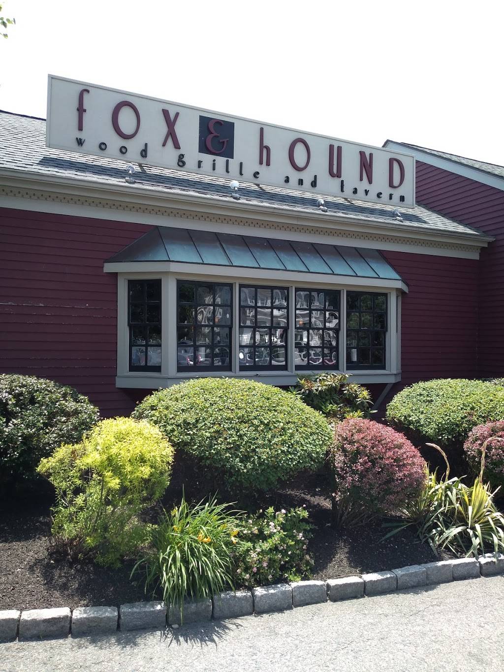 Fox and Hound Wood Grille and Tavern | restaurant | 123 Sea St, Quincy, MA 02169, USA | 6174714030 OR +1 617-471-4030