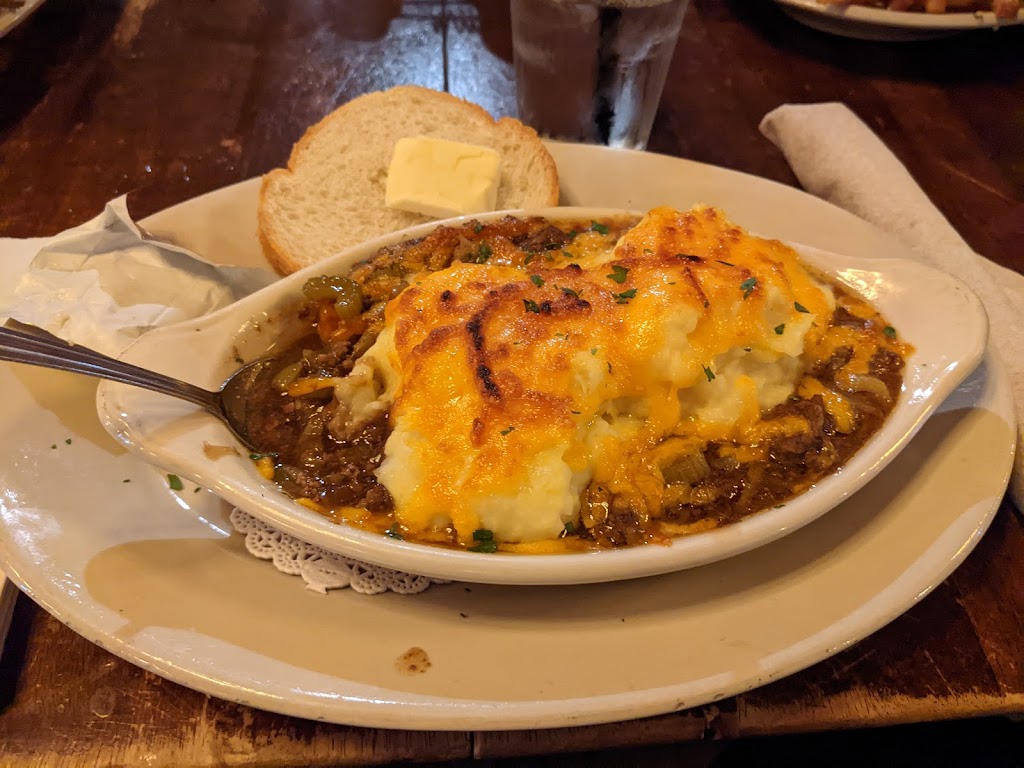 4 Daughters Irish Pub | restaurant | 126 W Main St, Medford, OR 97501, USA | 5417794455 OR +1 541-779-4455