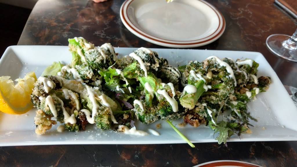 Bella Bistro | restaurant | 4050 Bath Rd, Kingston, ON K7M 4Y4, Canada | 6136344050 OR +1 613-634-4050