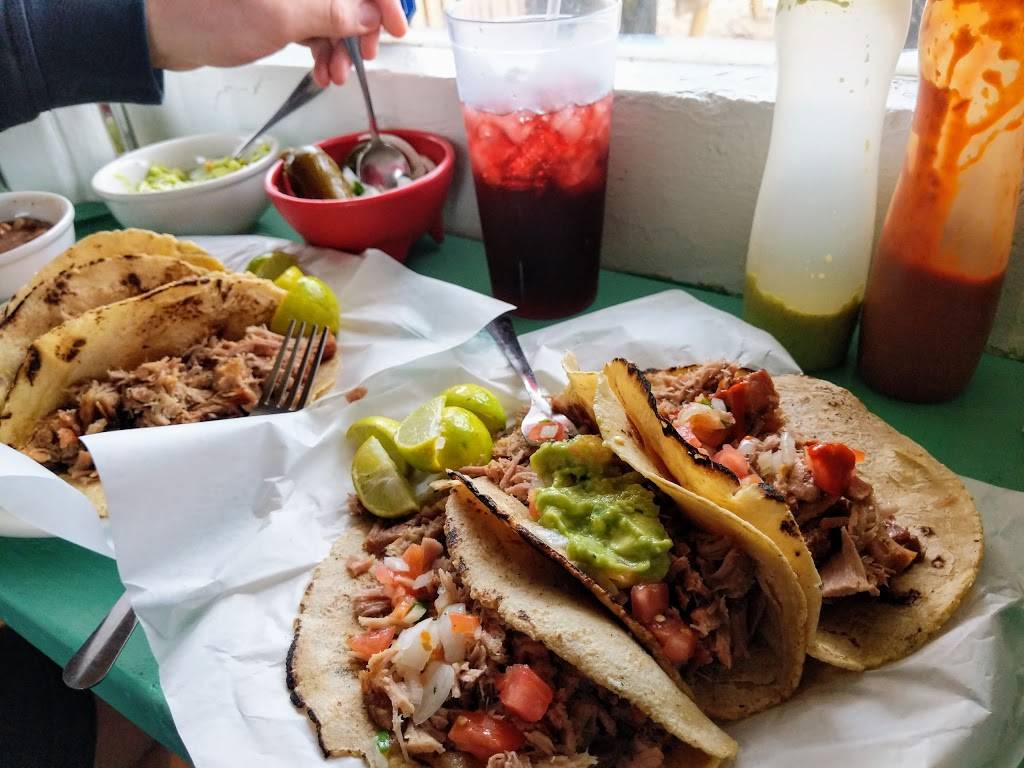 Carnitas Lonja | restaurant | 1107 Roosevelt Ave, San Antonio, TX 78210, USA | 2106123626 OR +1 210-612-3626