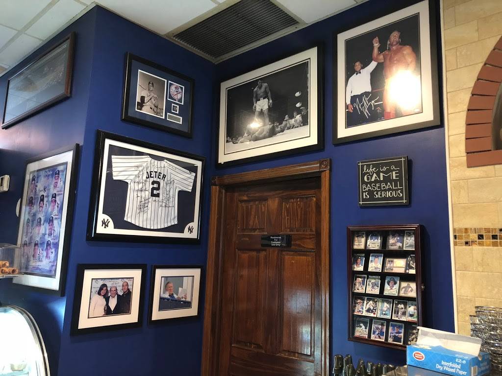 Carmine & Sons | meal delivery | 356 Graham Ave, Brooklyn, NY 11211, USA | 7187829659 OR +1 718-782-9659