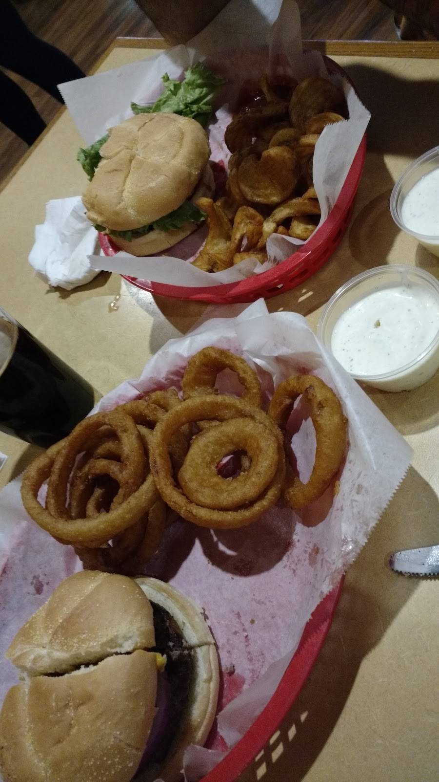 Olde Well Tavern | restaurant | 404 National Blvd, Lexington, NC 27292, USA | 3368432097 OR +1 336-843-2097