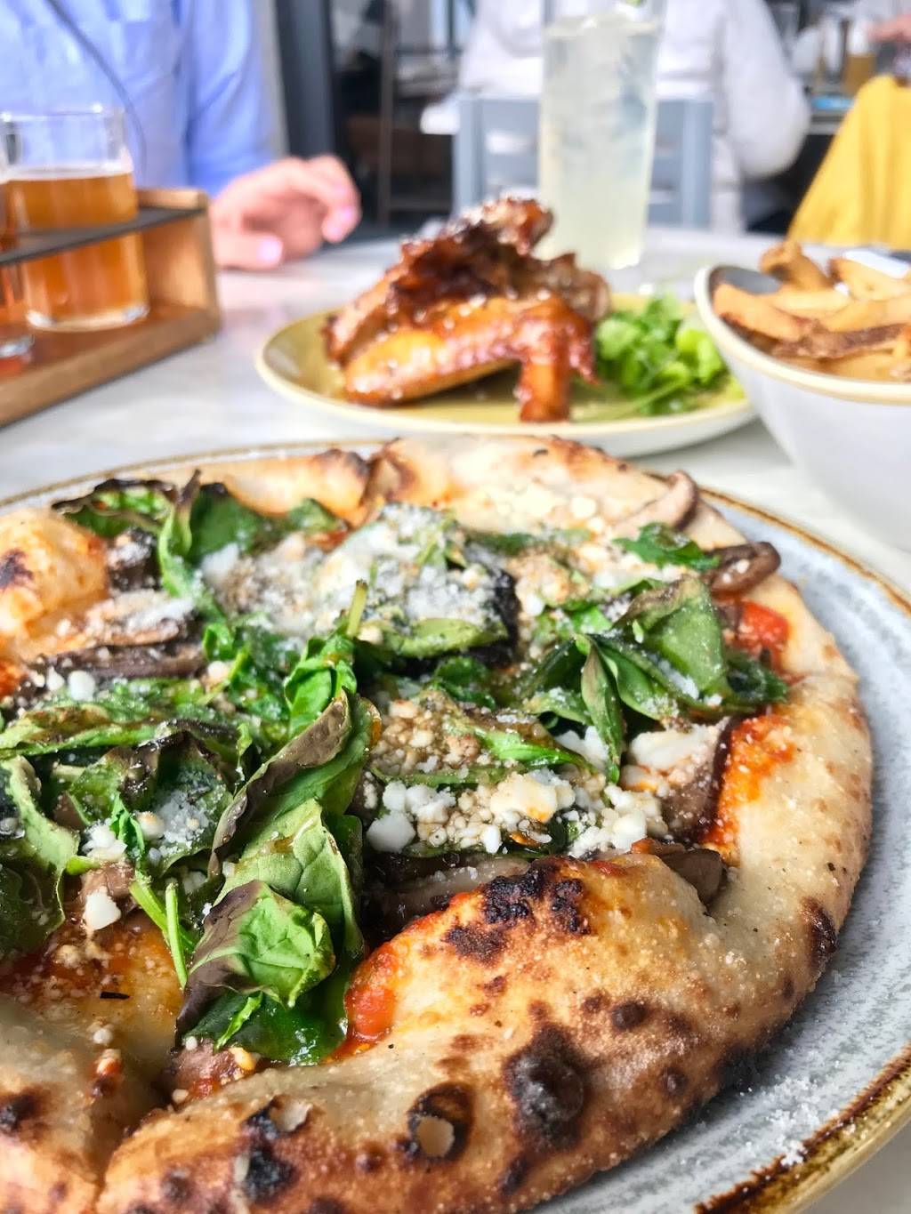 Collision Bend Brewing Company | restaurant | 1250 Old River Rd, Cleveland, OH 44113, USA | 2162737879 OR +1 216-273-7879