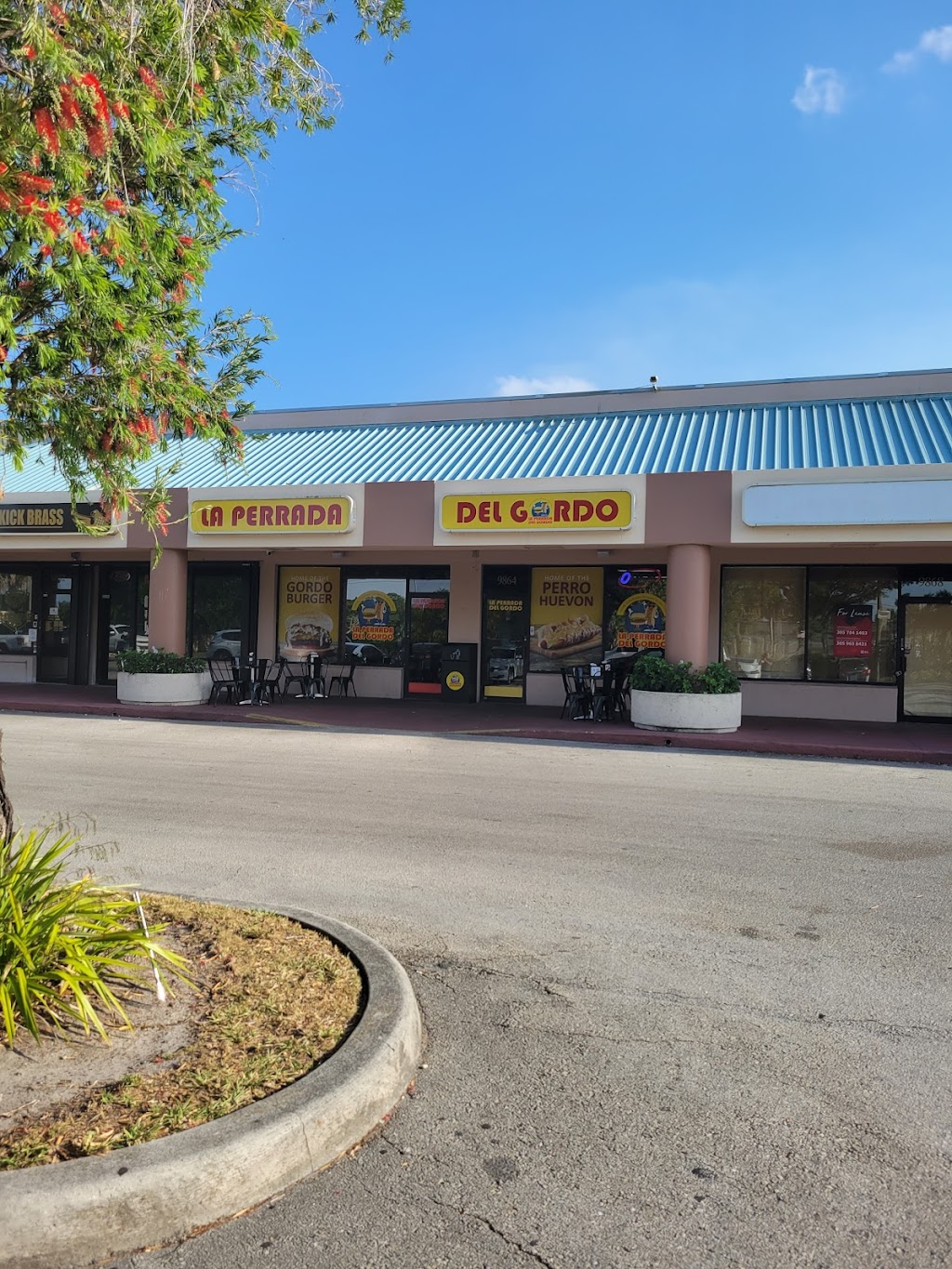 La Perrada del Gordo Wellington | restaurant | 9864 Southern Blvd, Royal Palm Beach, FL 33411, USA | 5615304697 OR +1 561-530-4697