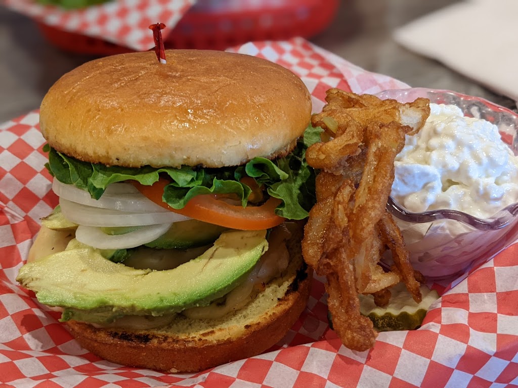 The Skillet Cafe | restaurant | 90 W Country Club Dr # 200, Snowflake, AZ 85937, USA | 9285365700 OR +1 928-536-5700