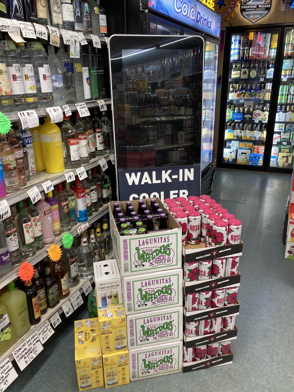 Family Wine & Liquor | restaurant | 18707 Dixie Hwy #3902, Homewood, IL 60430, USA | 7087982168 OR +1 708-798-2168