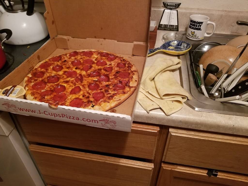 J-Cups Pizza | restaurant | 5406 N Summit St, Toledo, OH 43611, USA | 4197208669 OR +1 419-720-8669