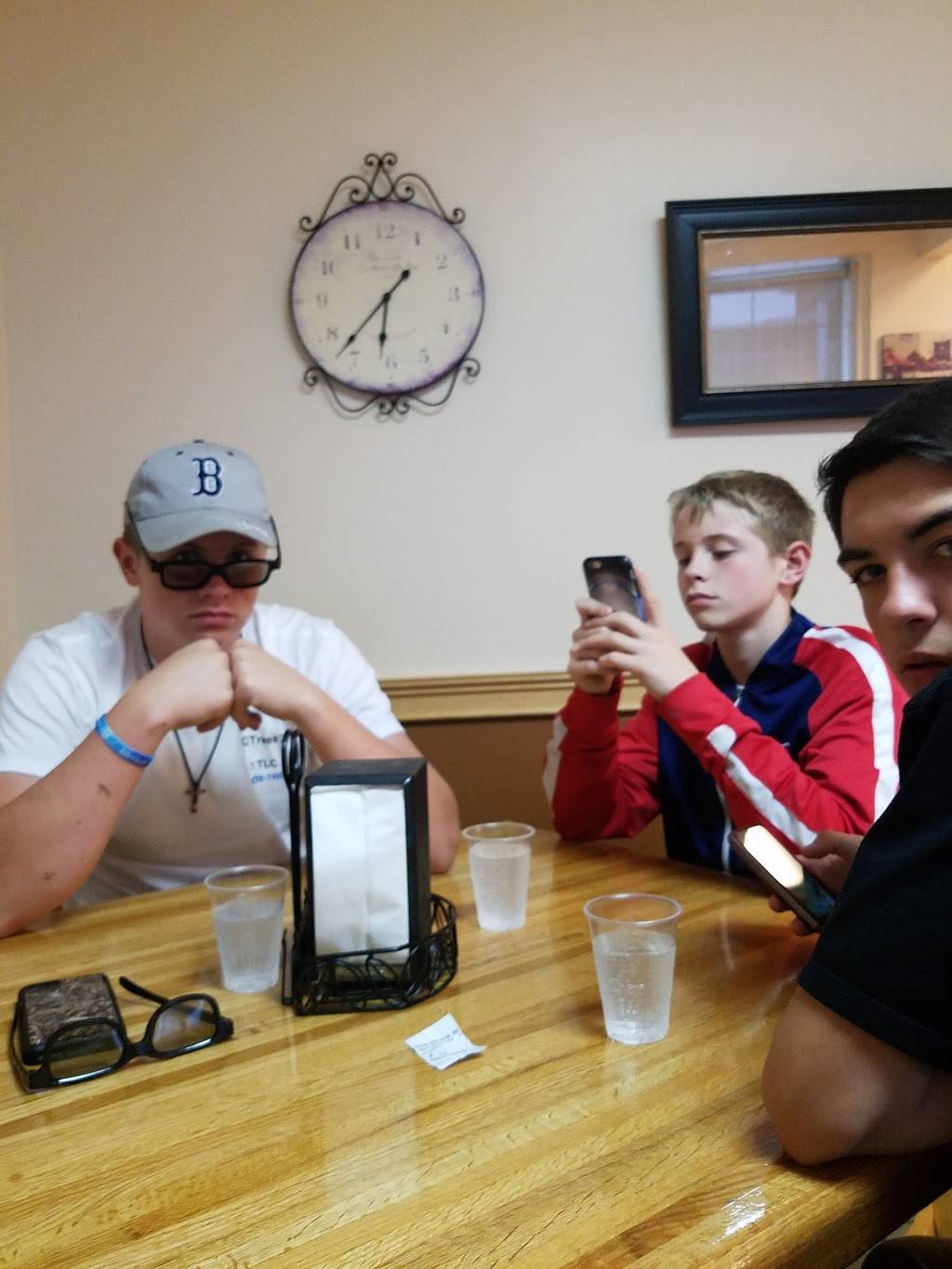 Stavros Pizzeria & Deli | restaurant | 425 Forest Ave, Portland, ME 04101, USA | 2077619200 OR +1 207-761-9200