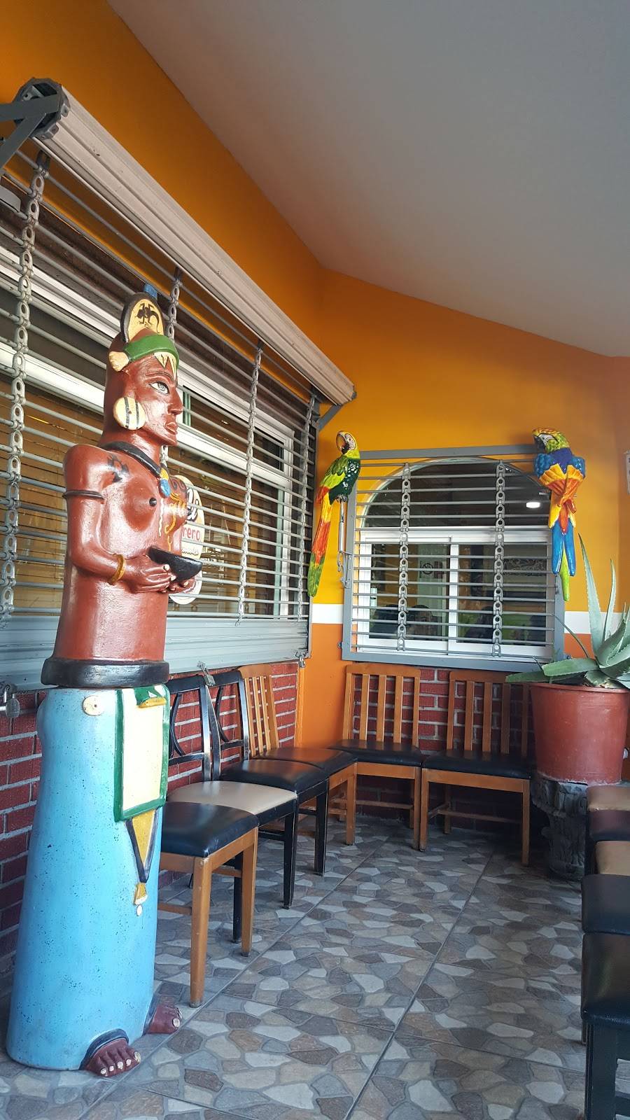 Restaurante Mi Guerrero | restaurant | Av. Fco J. Mina 11174, Mariano Matamoros, 22206 Tijuana, B.C., Mexico | 016649727780 OR +52 664 972 7780