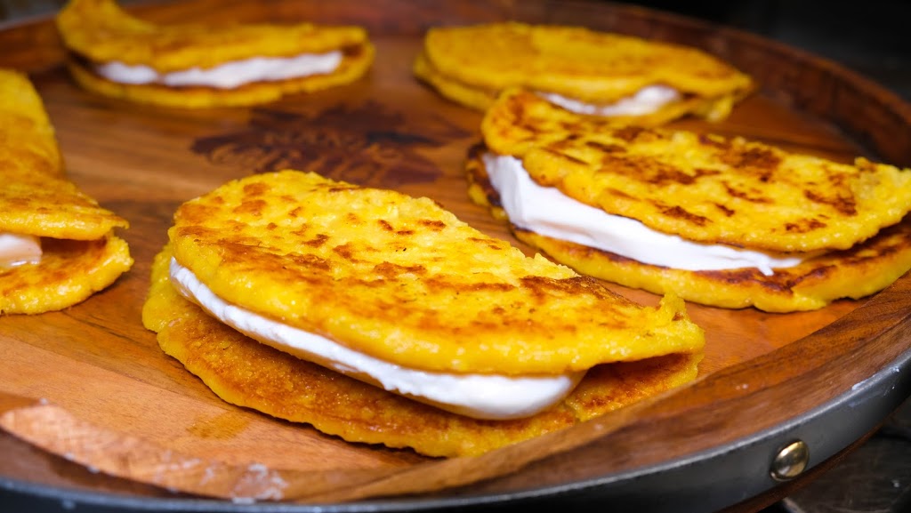 Nando Grill CARNE EN VARA | restaurant | 8321 NW 70th St, Miami, FL 33166, USA | 7862307879 OR +1 786-230-7879