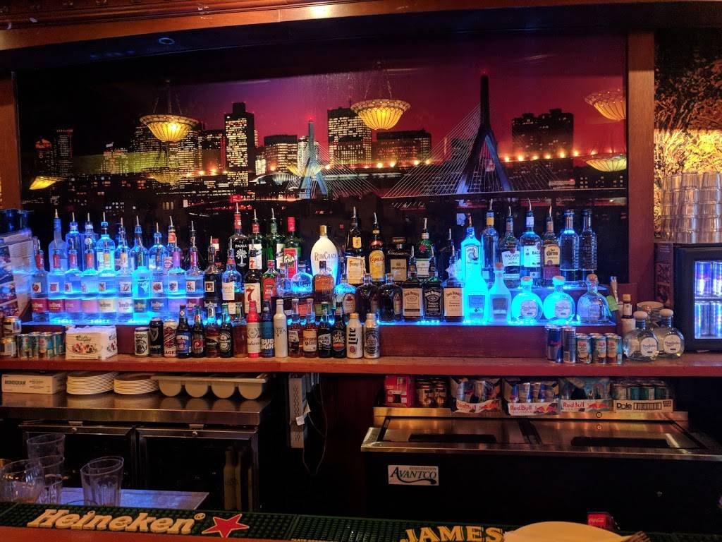 The Greatest Bar | restaurant | 262 Friend St, Boston, MA 02114, USA | 6173670544 OR +1 617-367-0544